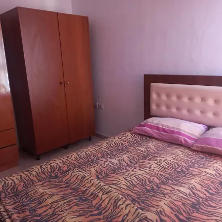 Appartamento Tirane,qera Ditore *
